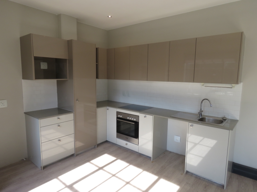 To Let 1 Bedroom Property for Rent in Paardevlei Western Cape